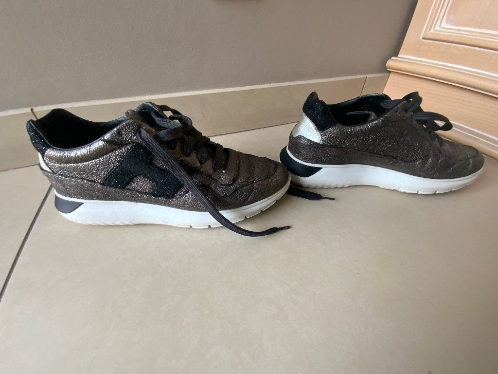Hogan sneakers, Ophalen of Verzenden, Gedragen