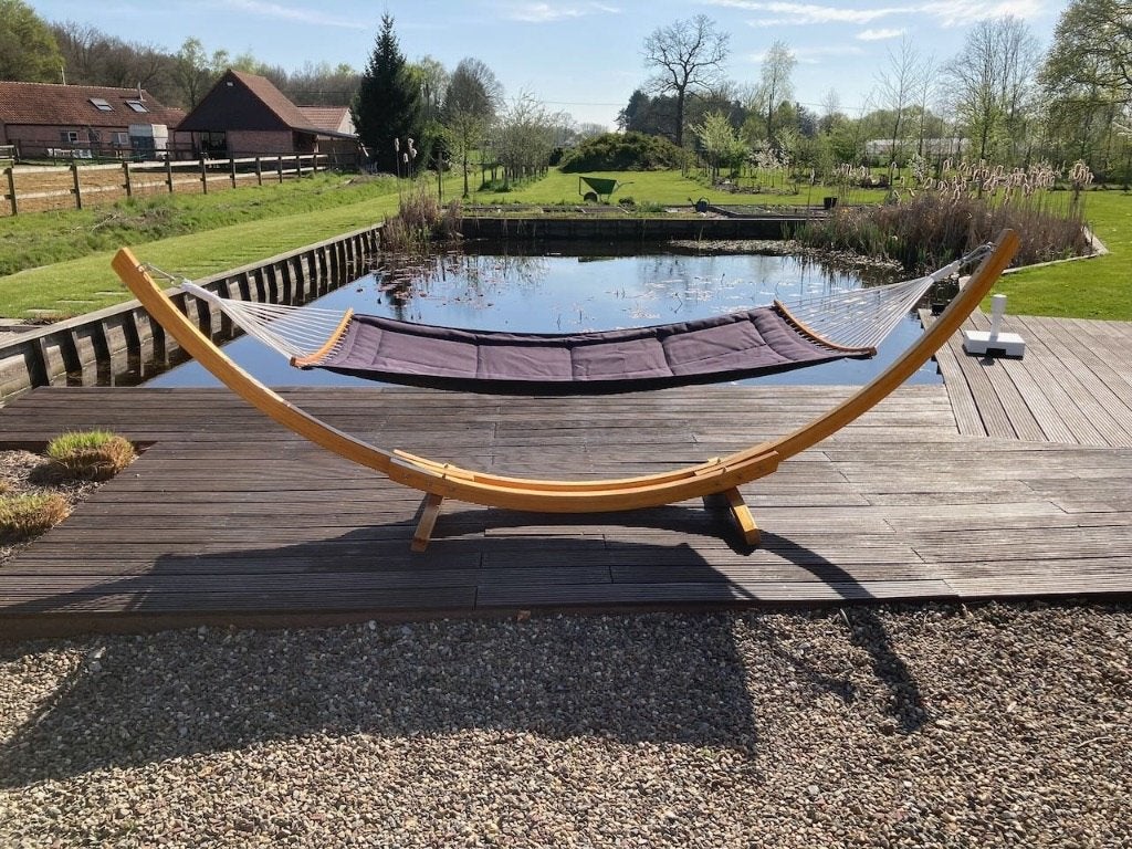 Luxe stevige zwarte hangmat met houten frame, Jardin & Terrasse, Hamacs, Une personne, Comme neuf, Avec support, Enlèvement