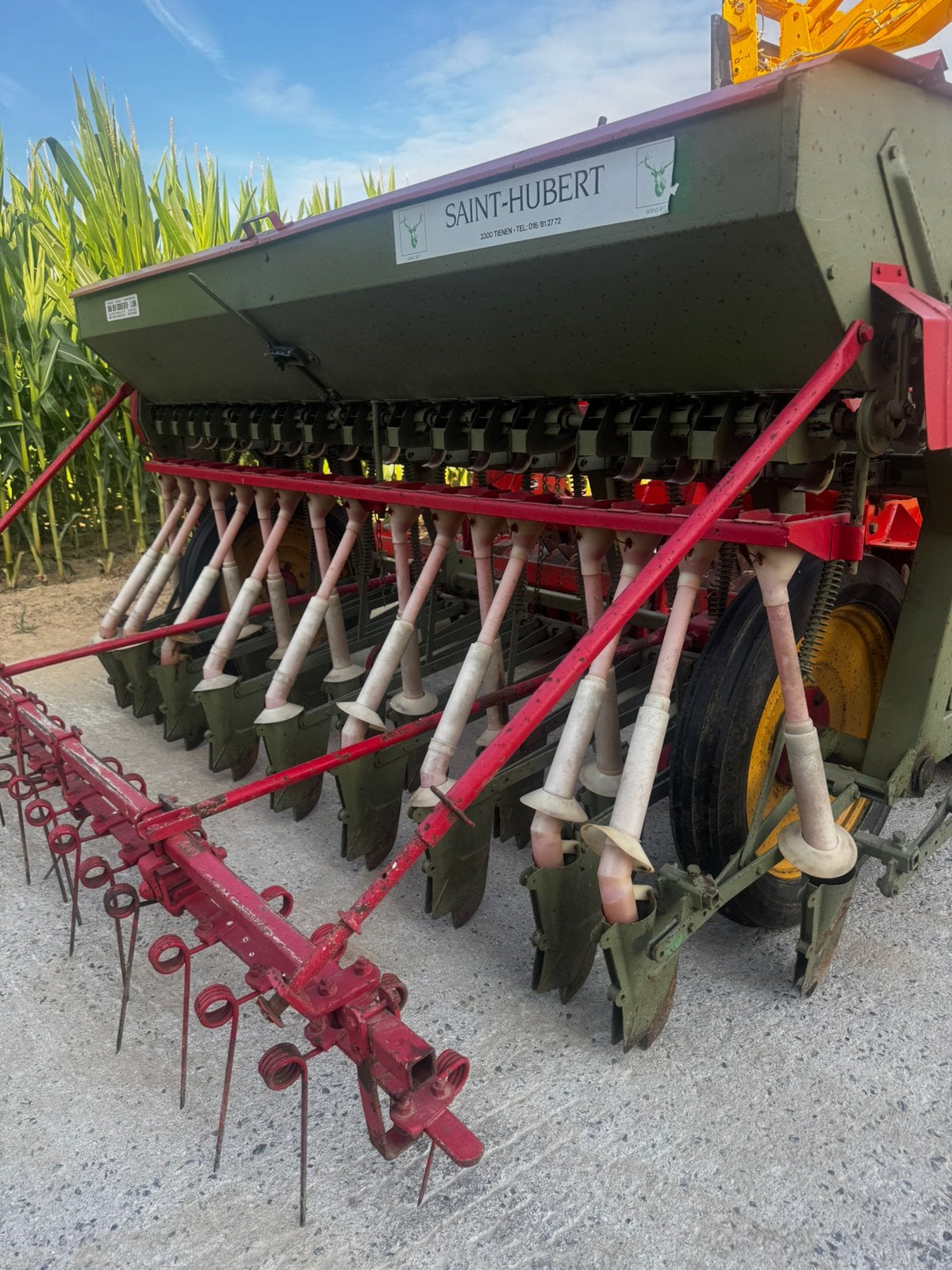 Zaaimachine 2,5 M Sint-Hubert, Ophalen, Akkerbouw, Zaaien, Planten of Poten