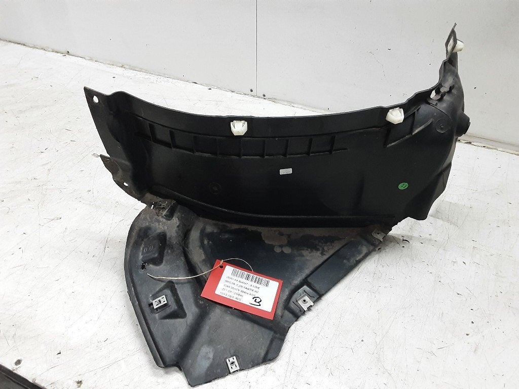PARE BOUE AVANT DROIT Audi A4 Avant (B9) (8W0859888P), Garde-boue, Mevr. I. Hauben, Audi, Utilisé