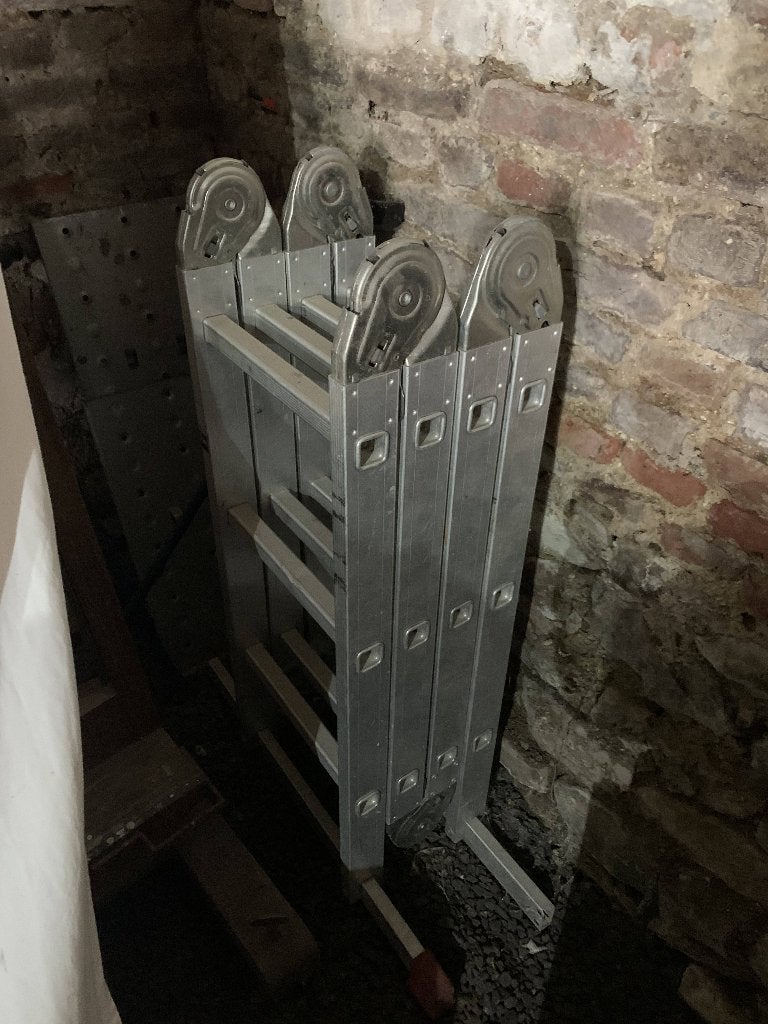 Échelle en aluminium articulée / multipositions, Enlèvement, Utilisé, Échelle, 2 à 4 mètres
