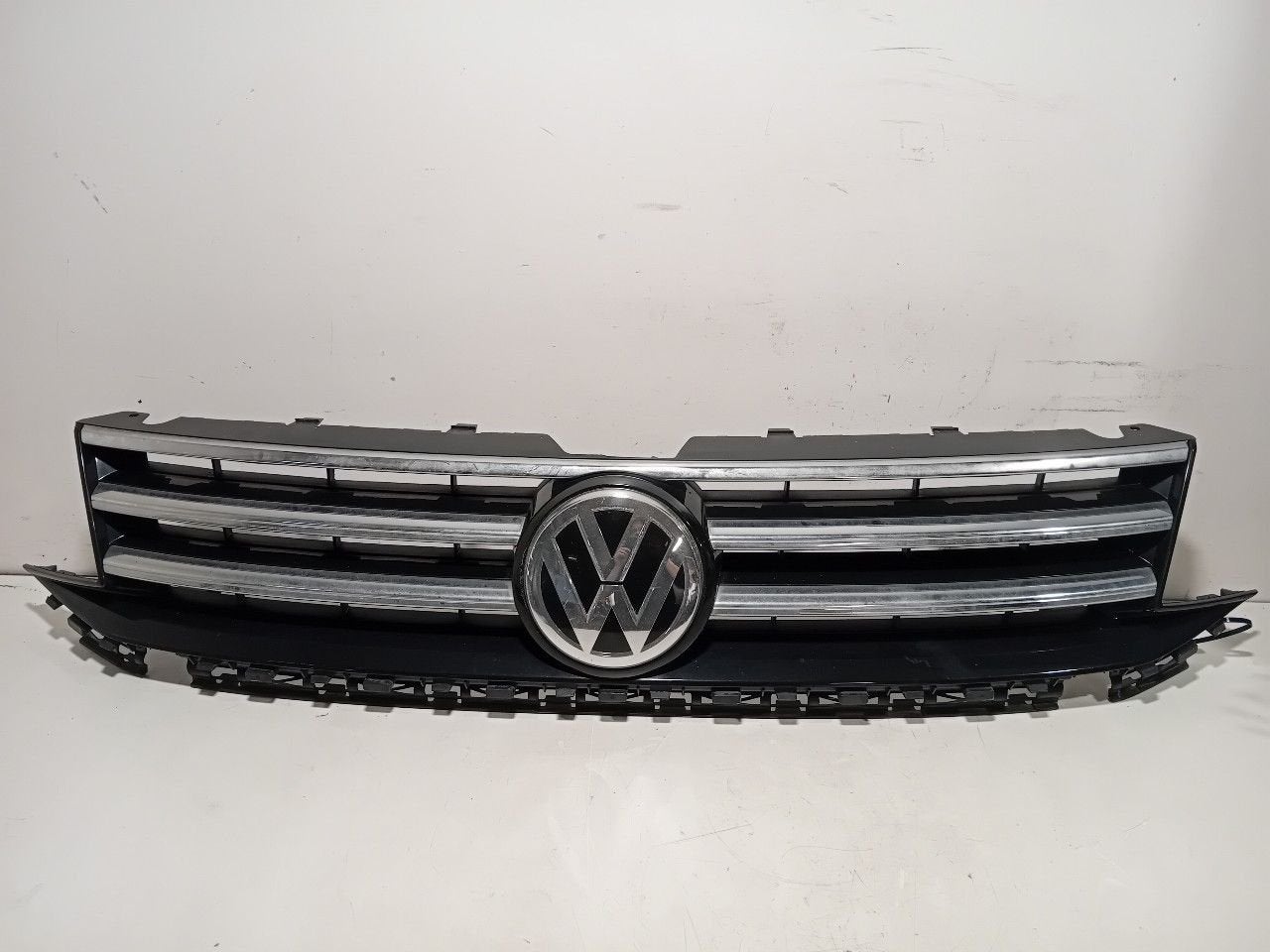 Grille Volkswagen Caddy, Auto-onderdelen, Onderdelen@venauto.nl, Van der Ven Autorecycling B.V., Gebruikt, Ettenseweg 76, 4706 PB Roosendaal, The Netherlands