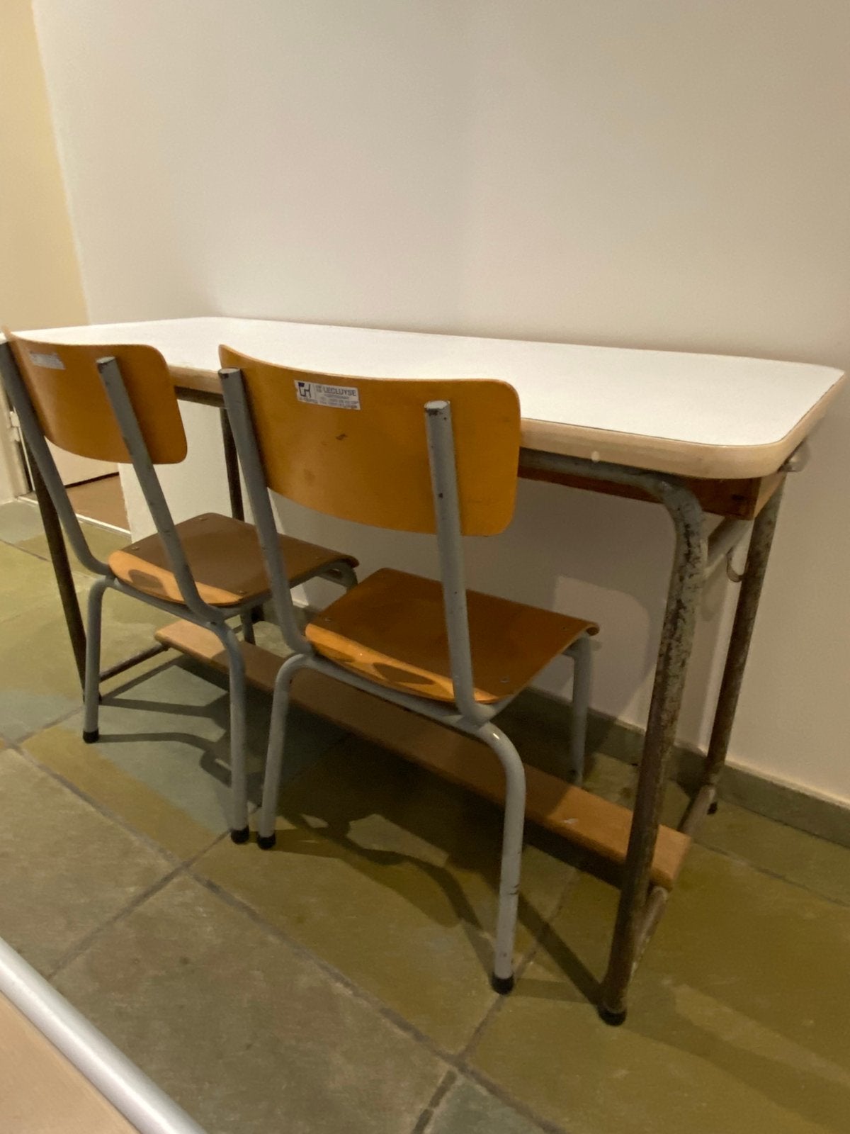 Bureau pour enfants, Enfants & Bébés, Chambre d'enfant | Tables & Chaises, Enlèvement, Utilisé, Table(s) et Chaise(s)