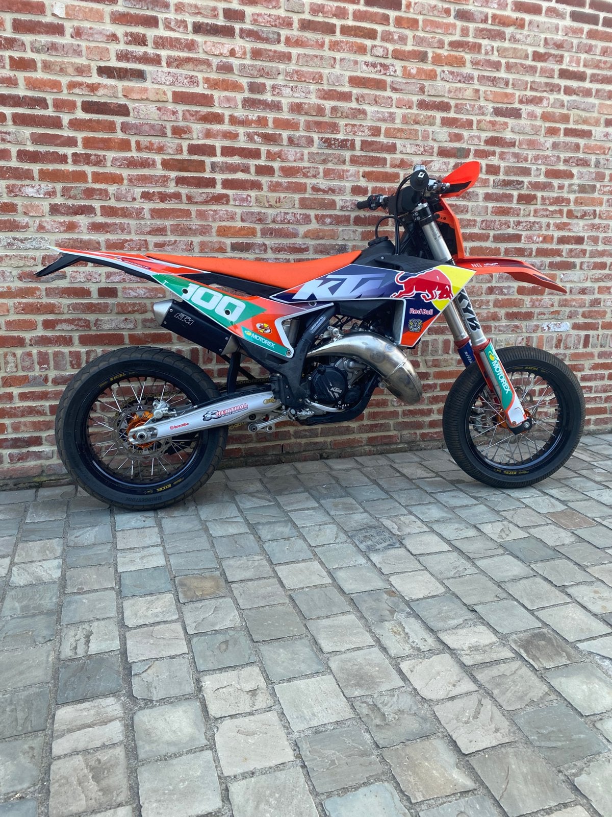 Supermoto ktm 125cc A1 bj:2023, Ophalen, Zo goed als nieuw