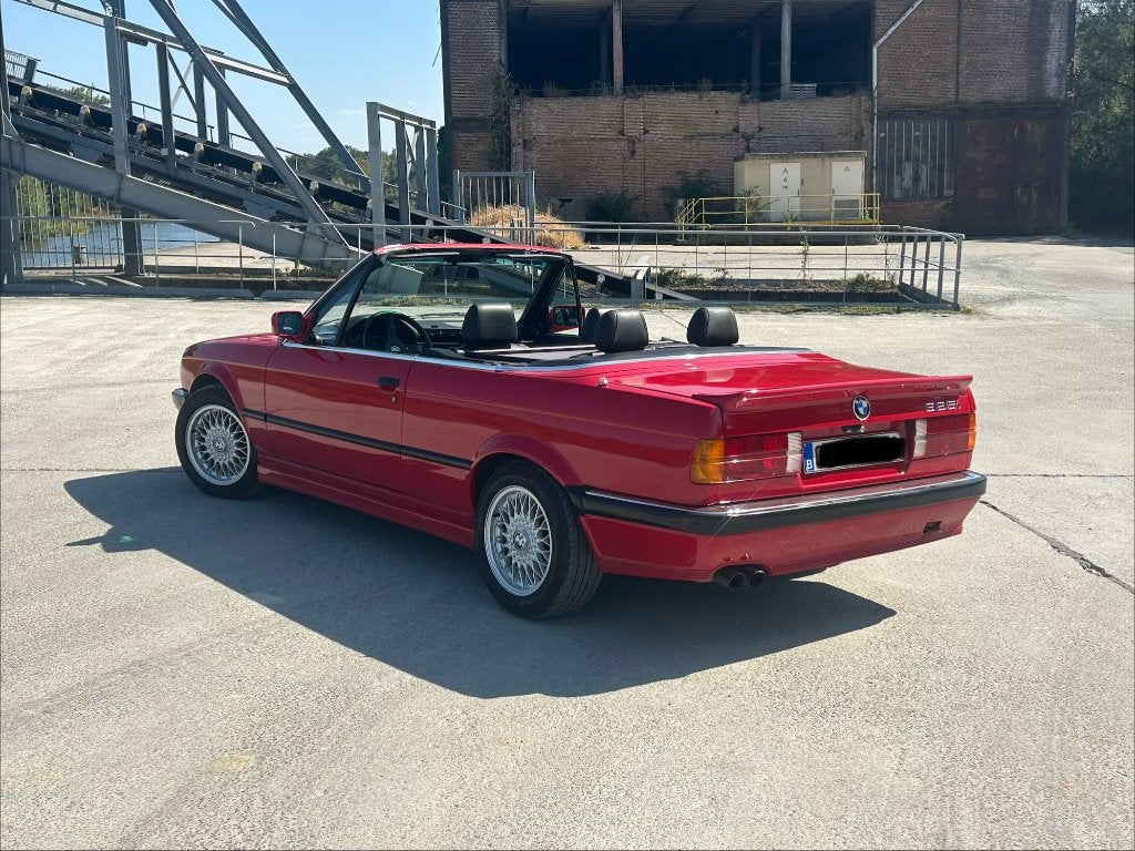 BMW 325 i Cabriolet, foto 12