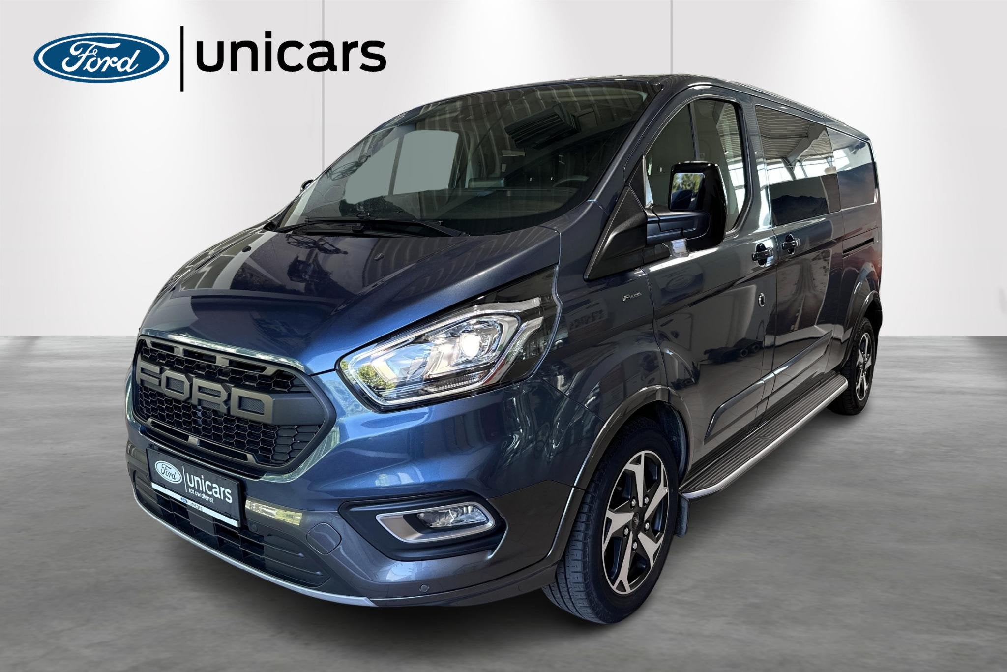 Ford Transit Custom 320L 2.0TD170Pk/125Kw A6 FWD Active DC, Stof, Gebruikt, 4 cilinders, 1850 kg