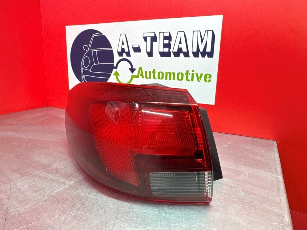 FEU ARRIÈRE GAUCHE Opel Astra K Sports Tourer, Opel, Opel Automobile GmbH, Utilisé, Kontakt-opel@opel.com
