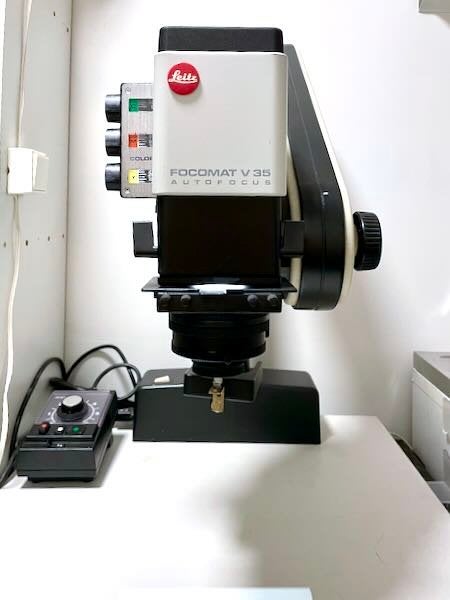 Agrandisseur Leitz Focomat V35 tête couleur, Enlèvement, Comme neuf, Accessoires pour chambre noire