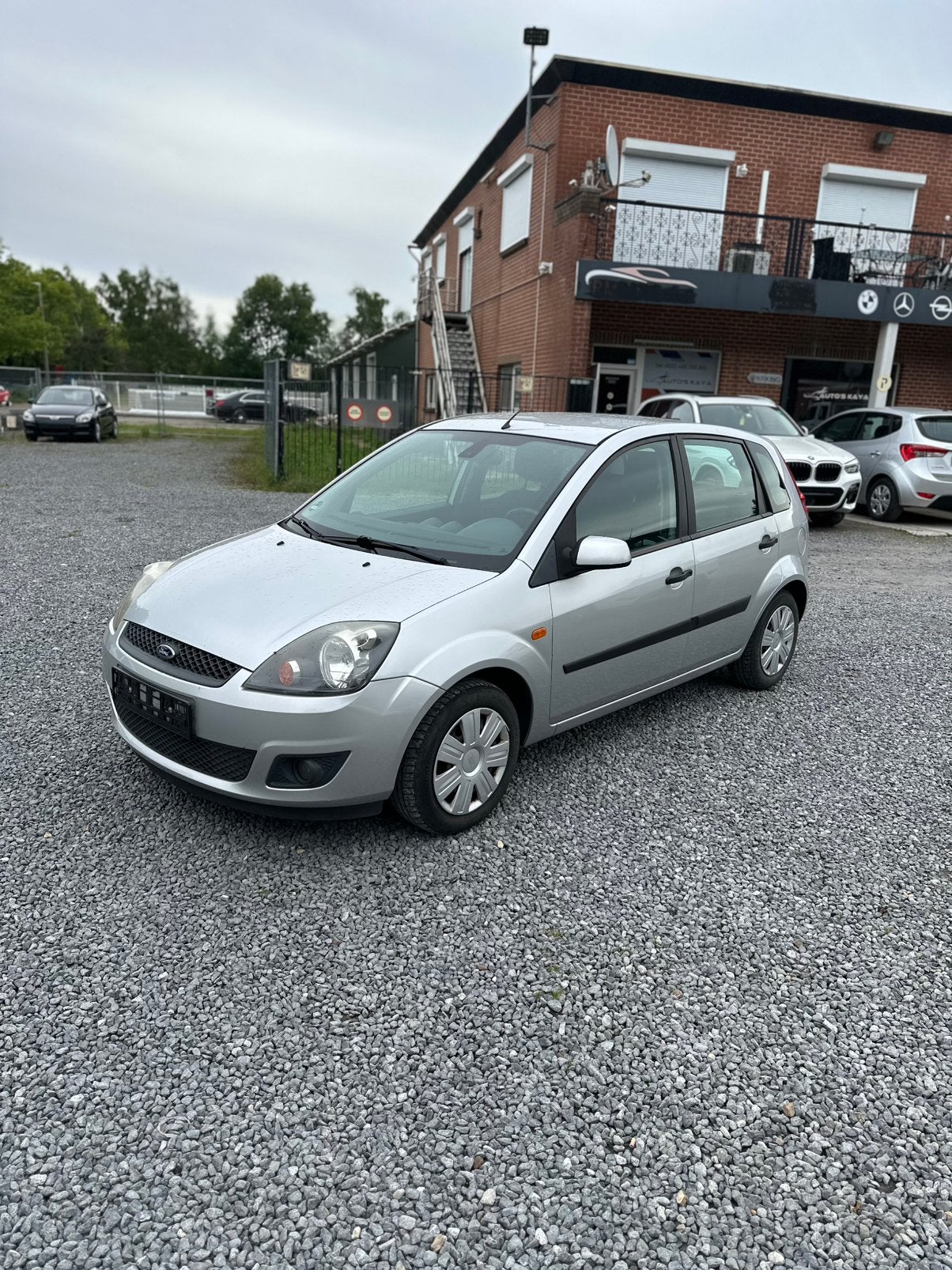 Ford Fiesta 1.4 16V Gekeurd, Voorwielaandrijving, Elektrische ramen, Stof, Zwart