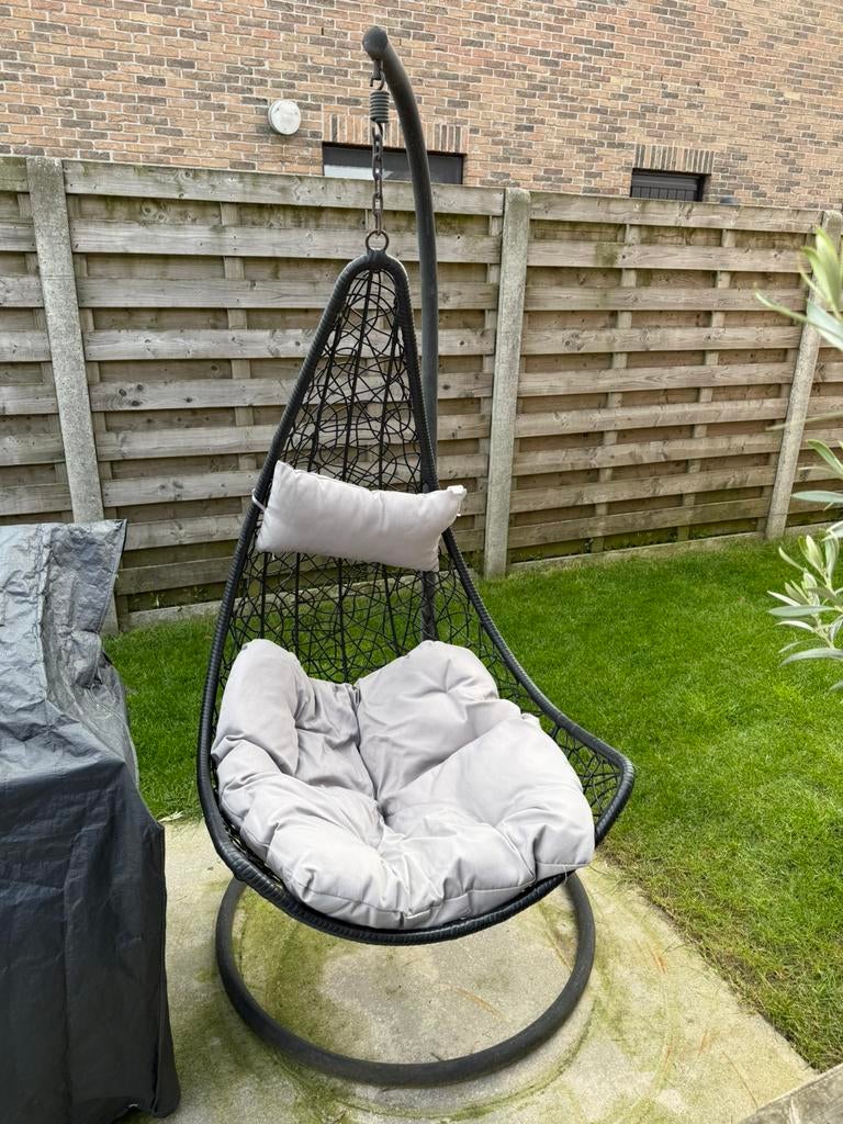 Hangstoel / egg chair met kussens – zwart – tuin, Ophalen, Zo goed als nieuw