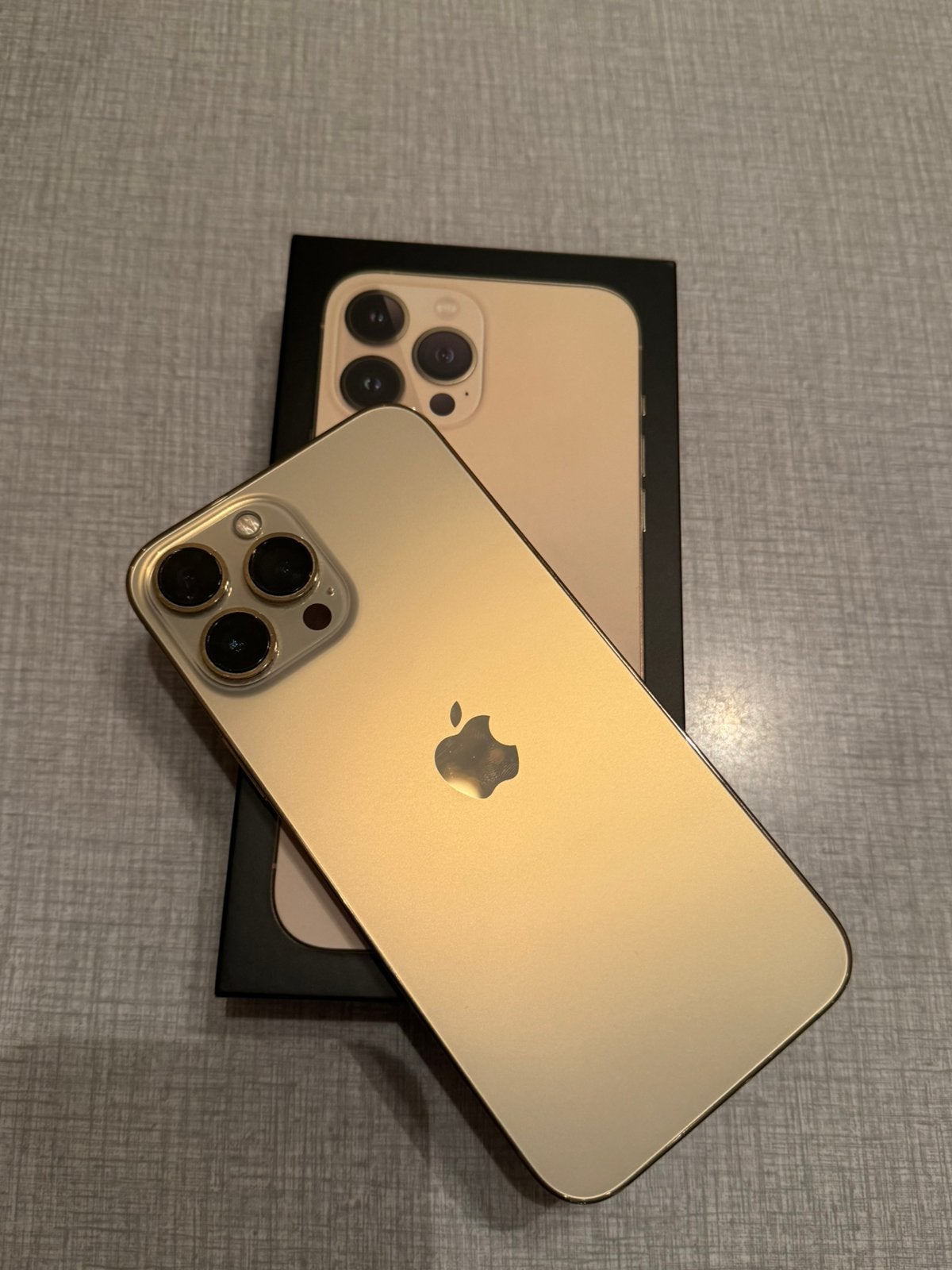 IPhone 13 pro max, Télécoms, Téléphonie mobile | Apple iPhone, Avec simlock (verrouillage SIM), 128 GB, Or, IPhone 13