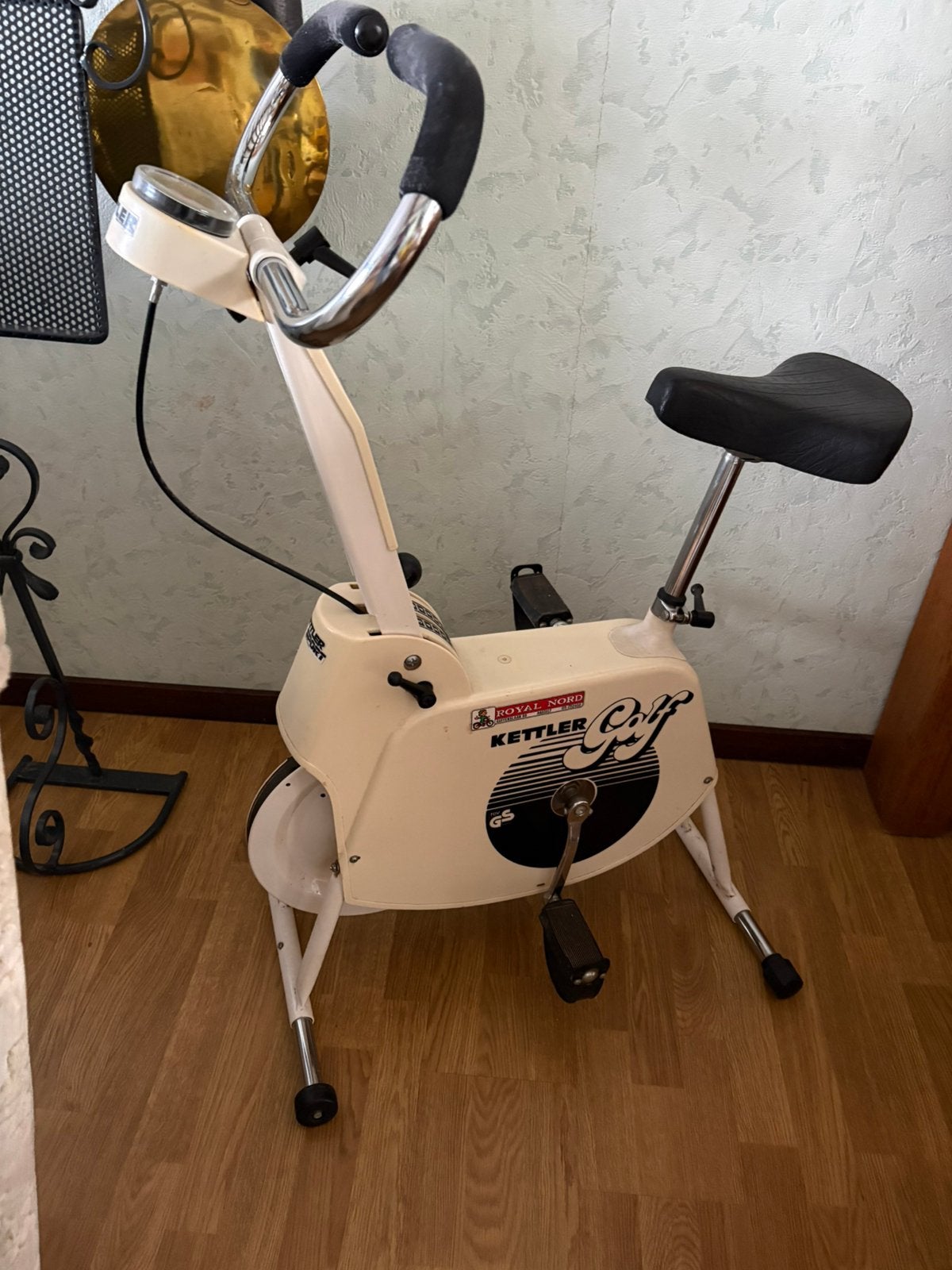 Kettler hometrainer, perfect onderhouden, Jambes, Enlèvement, Utilisé, Vélo d'appartement