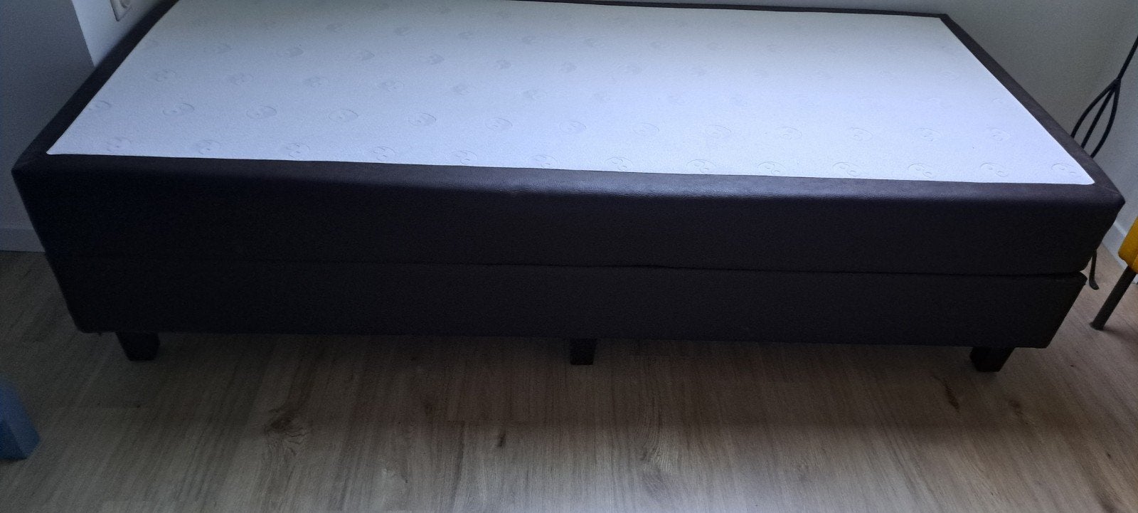 Gratis bed 90x200cm., Huis en Inrichting, Ophalen, Gebruikt, 90 cm, Eenpersoons