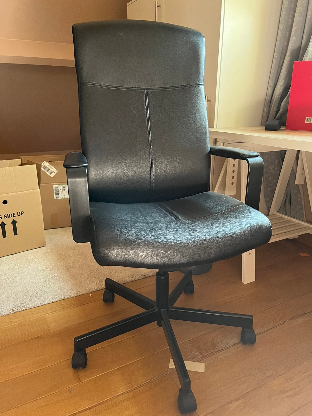 Chaise de bureau noire, Enlèvement, Comme neuf, Chaise de bureau