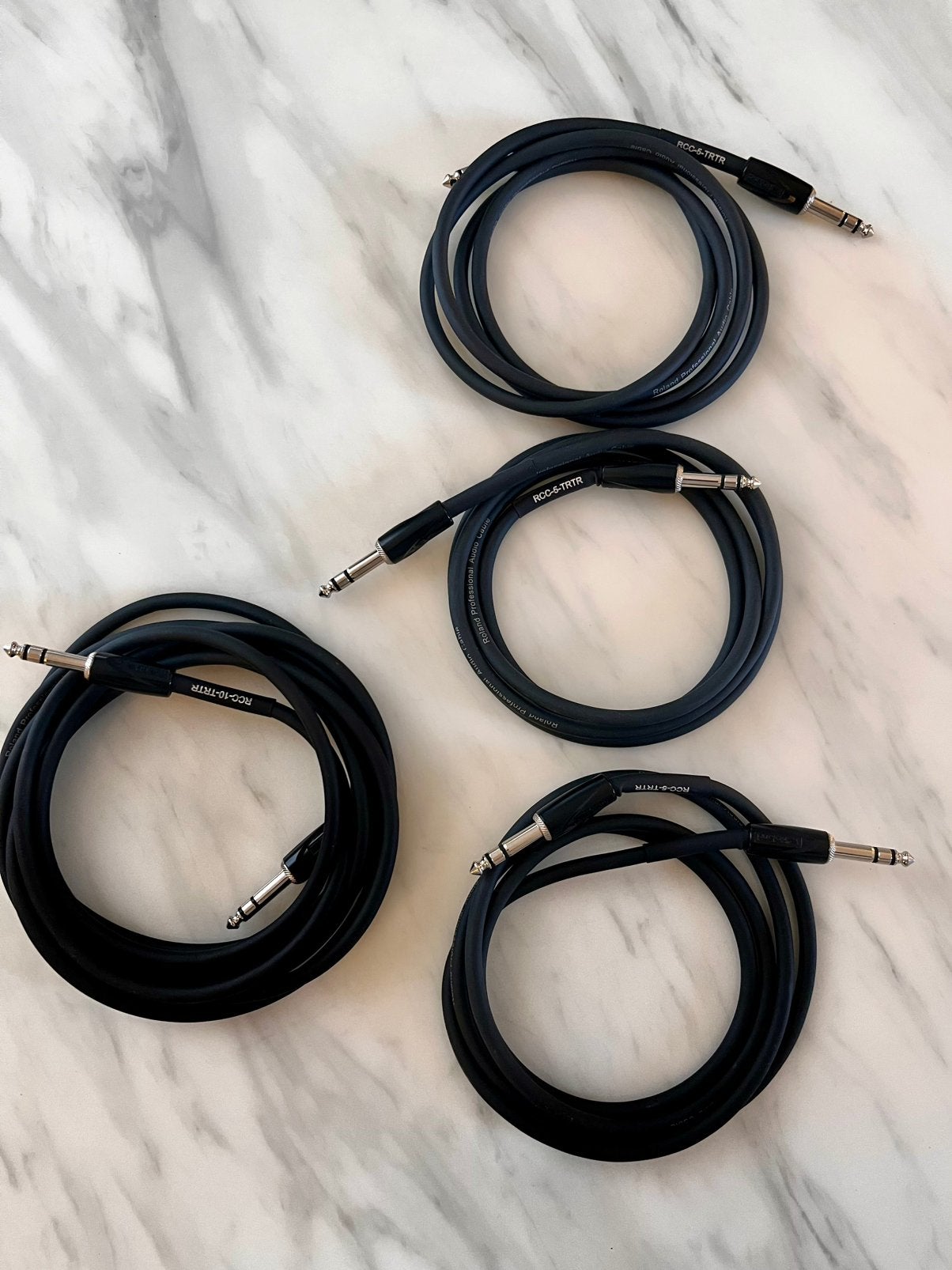 Roland  1/4” TRS - balanced, TV, Hi-fi & Vidéo, Câbles audio & Câbles de télévision, Enlèvement ou Envoi, Comme neuf, Câble de haut-parleur