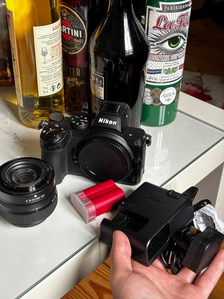 Nikon Z5 avec objectif 24-50mm et accessoires, TV, Hi-fi & Vidéo, Appareils photo numériques, Compact, Comme neuf, Enlèvement