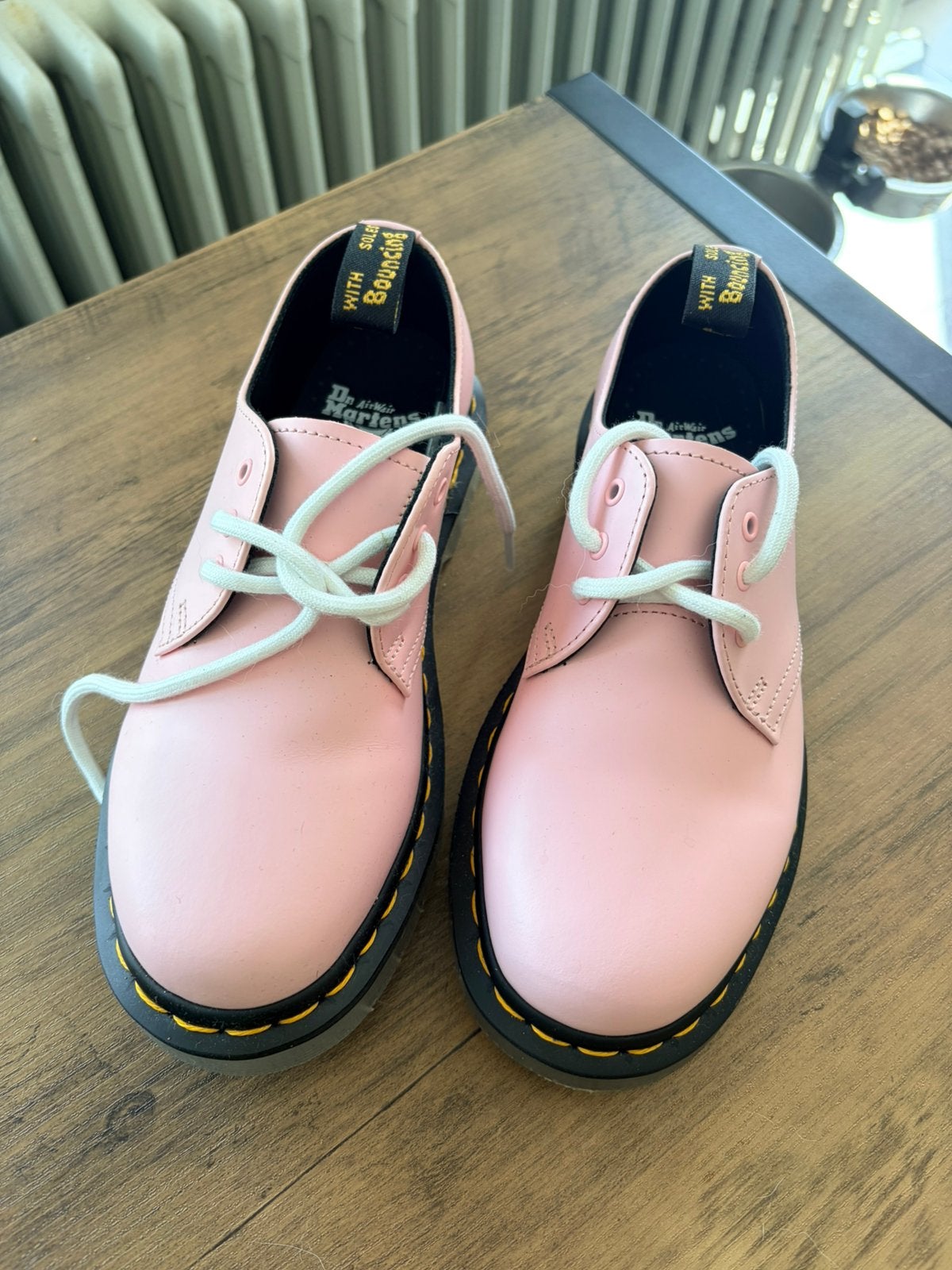 Chaussure dr Martens, Enfants & Bébés, Vêtements enfant | Chaussures & Chaussettes, Enlèvement ou Envoi, Comme neuf, Chaussures