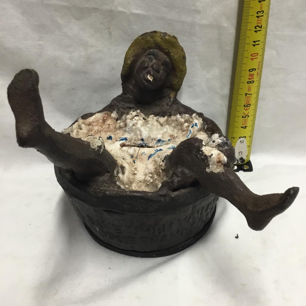 Oude gietijzeren spaarpot DIXIE SOAP AMERICANA BLACK 12 cm, Ophalen of Verzenden, Gebruikt, Metaal of Blik