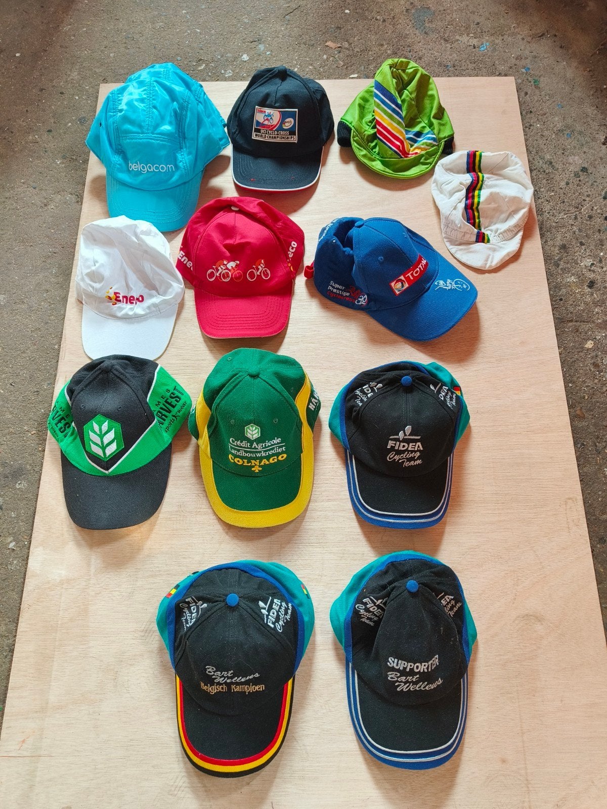 verschillende retro wieler petten en mutsen te koop!!, Fietsen en Brommers, Ophalen of Verzenden