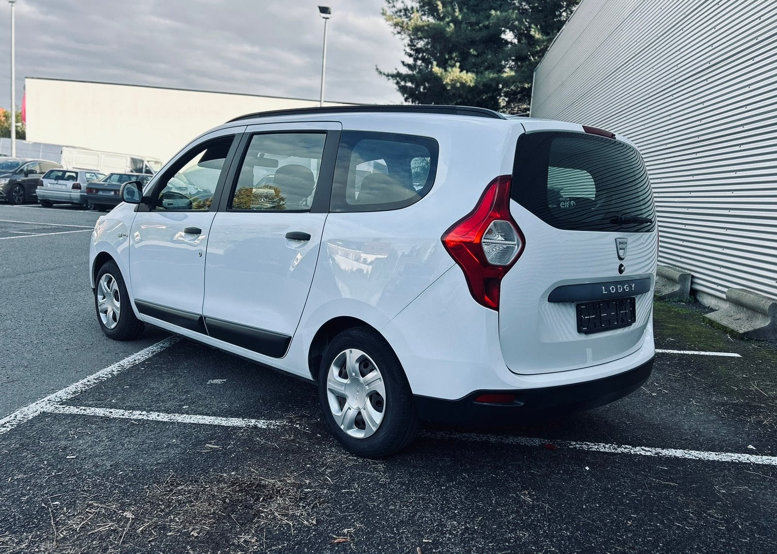 Dacia Lodgy 1.2 TCe • 2017 • 7 places • Euro 6b •, 1197 cm³, Essai à domicile, Achat, Euro 6