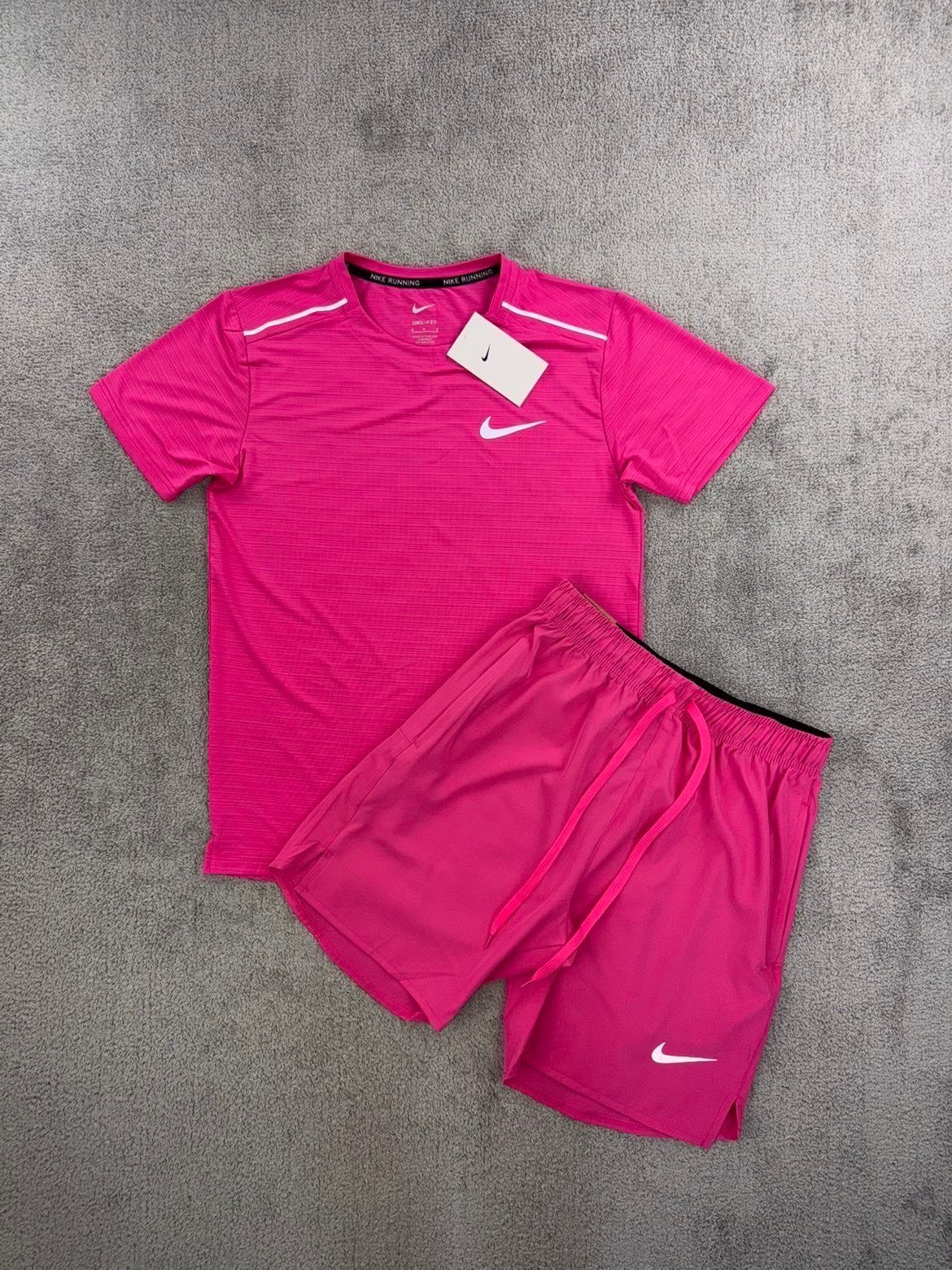 Ensemble Nike Running, Envoi, Comme neuf