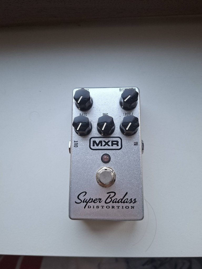 MXR Super Baddas Distortion, Musique & Instruments, Effets, Enlèvement ou Envoi, Utilisé, Distortion, Overdrive ou Fuzz