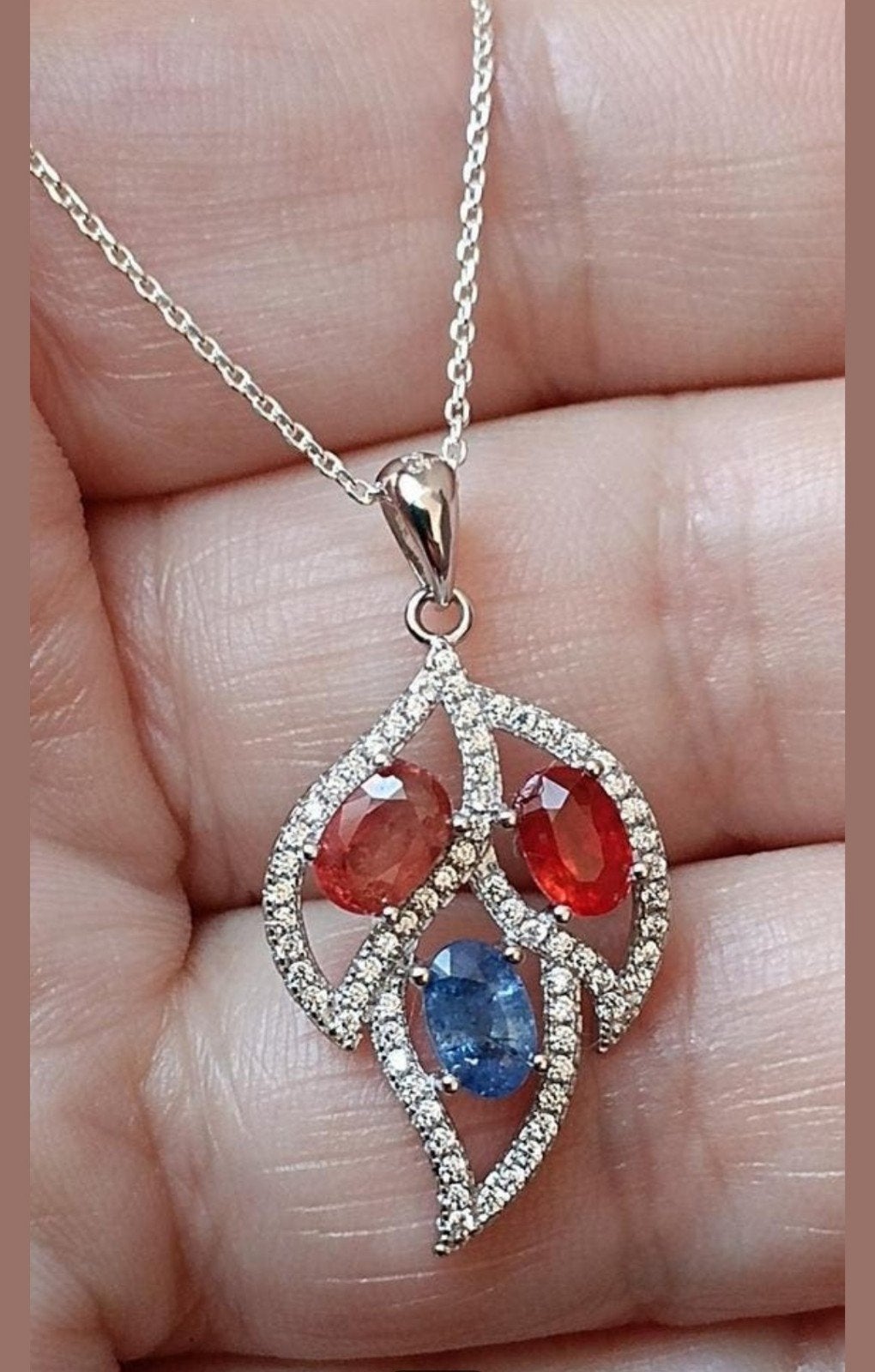 Sterling zilveren hanger met 3 natuurlijke saffieren, Ophalen, Blauw, Nieuw, Zilver
