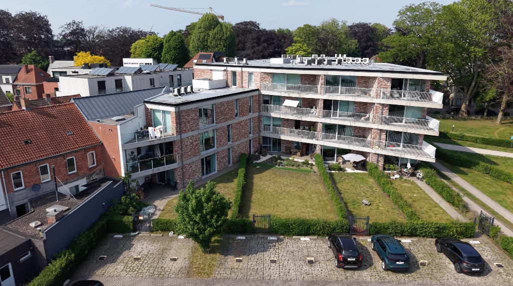 Lichtrijk appartement in parkdomein Villa Moeie Eeklo, 200 tot 500 m², 110 m², 56 kWh/m²/jaar, Provincie Oost-Vlaanderen