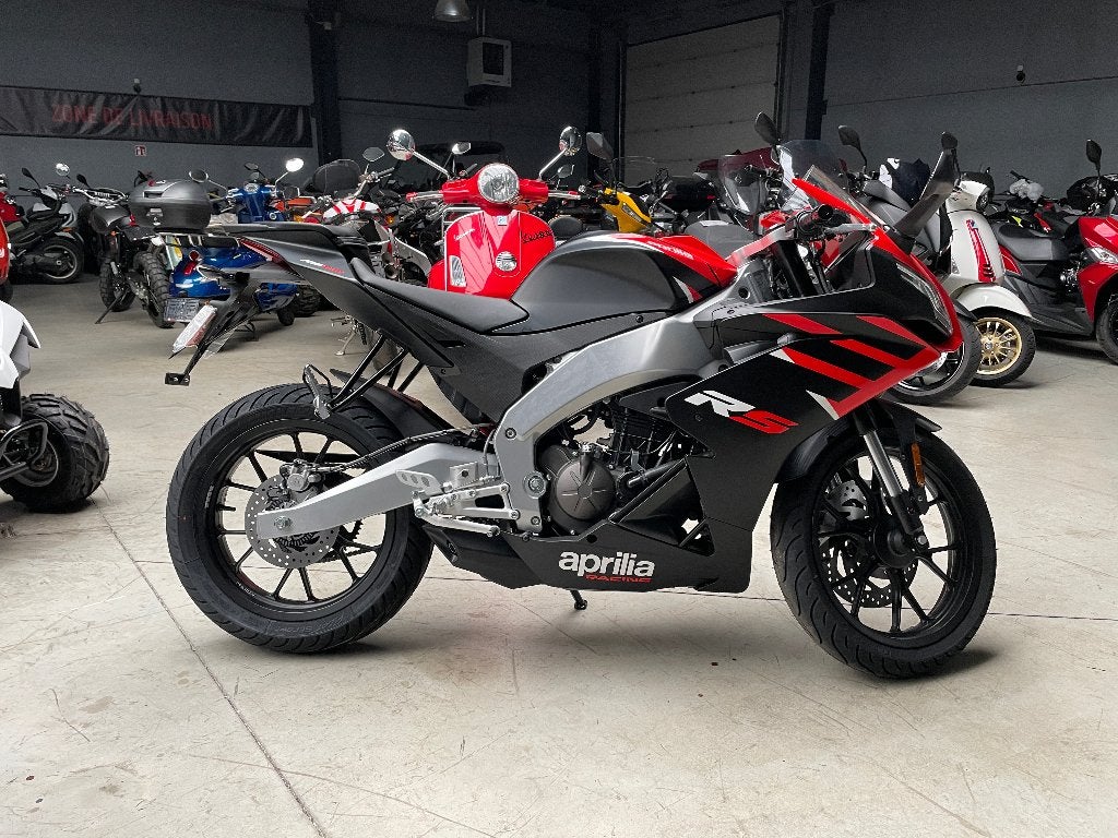 Aprilia RS 125 [Fin.0%] [-5%], Motos, Entreprise, Permis Moto A1 minimum, Éclairage LED, 1 cylindre