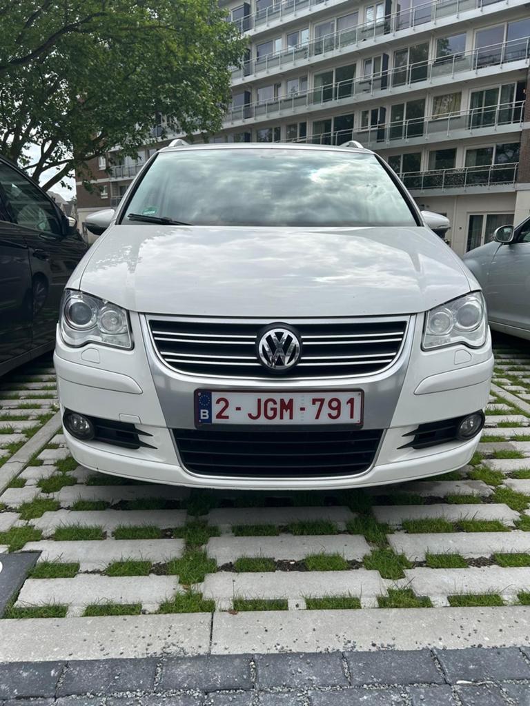 Vw touran 1.4 benzine bouwjaar 2009 perfect staat, Autos, Volkswagen, Achat, Entreprise, Boîte manuelle, 103 kW