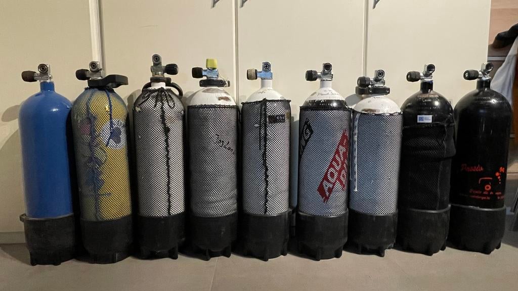 10l duikflessen, 9 stuks, Watersport en Boten, Duiken, Ophalen of Verzenden, Gebruikt, Duikfles