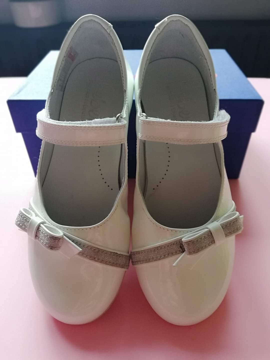Witte lakschoentjes Beberlis maat 29, Meisje, Schoenen, Beberlis, Ophalen of Verzenden