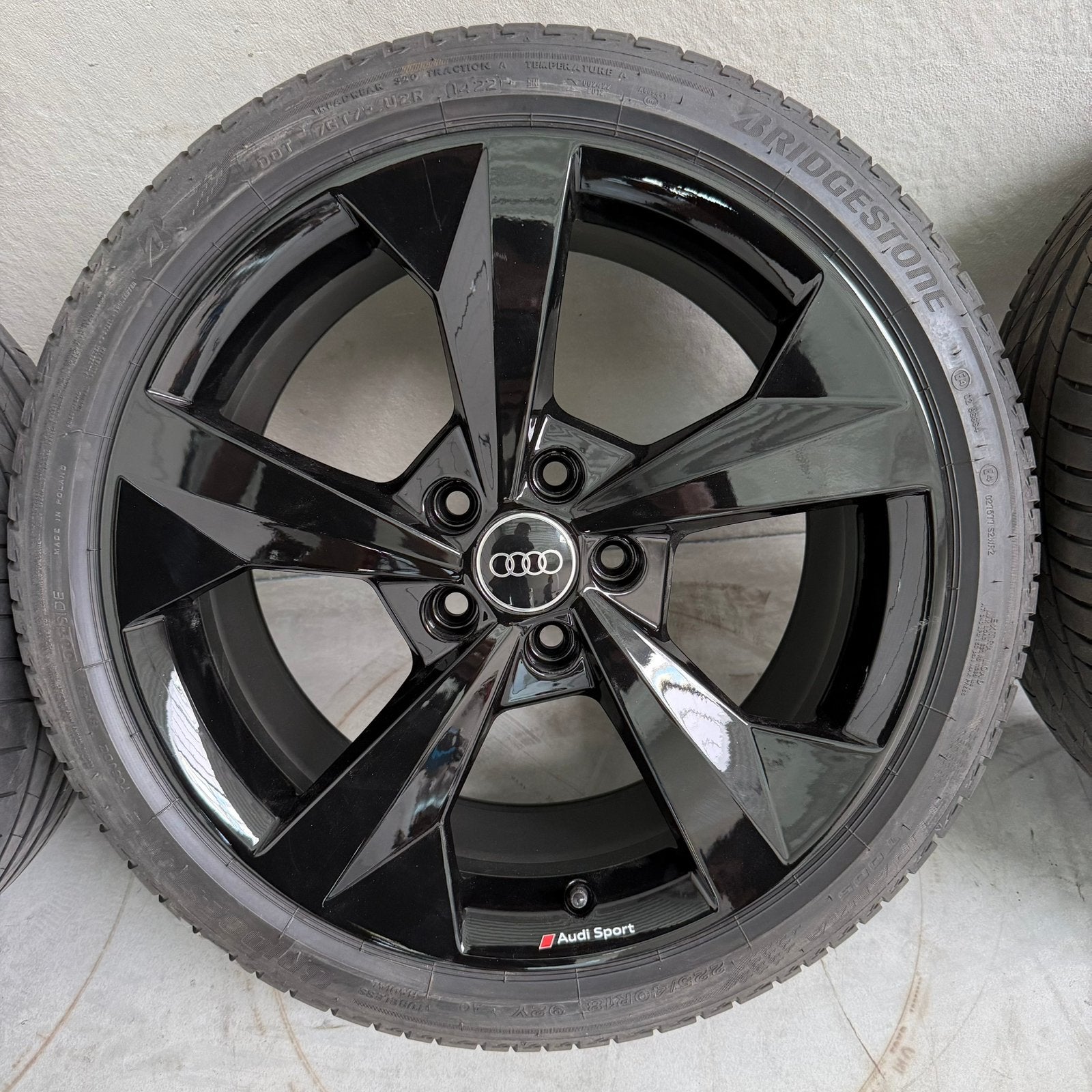 18 inch Origineel Audi A3 S3 velgen met A merk zomerbanden, 18 inch, Gebruikt, Banden en Velgen, Ophalen of Verzenden
