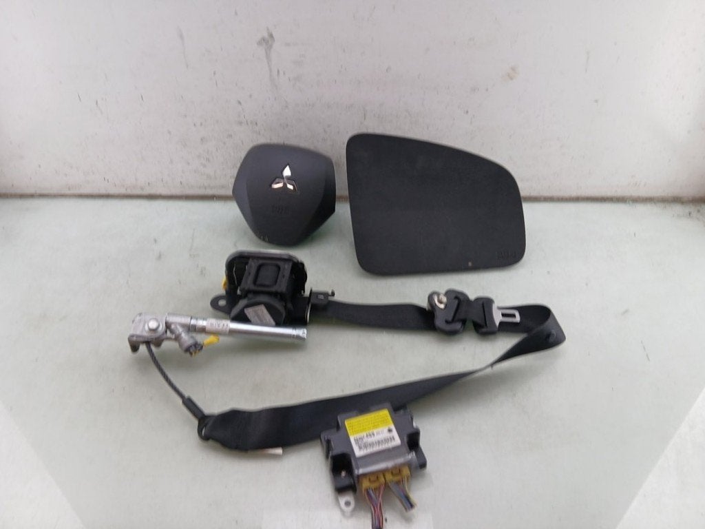 AIRBAG ENSEMBLE + ORDINATEUR Mitsubishi Space Star (A0), Info@mitsubishi-motors.de, MITSUBISHI, Utilisé, Mitsubishi