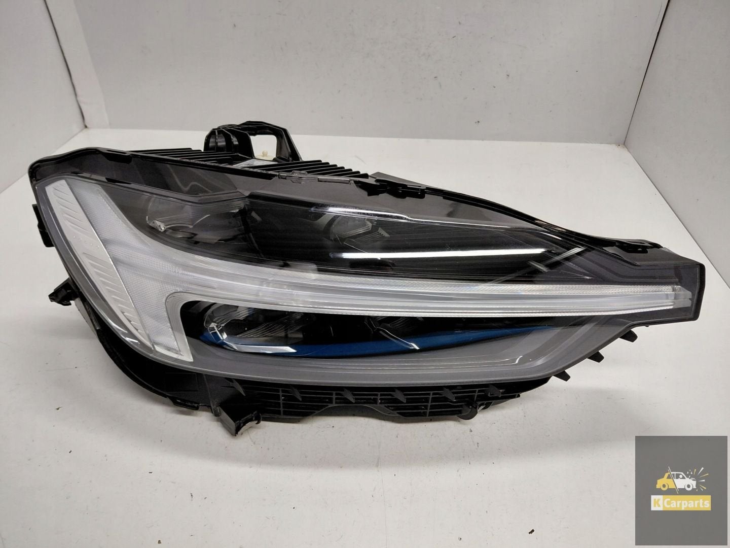 32342507, Volvo XC60 II Lift Full Ledlamp rechts Ideaal XC60, Auto-onderdelen, Gebruikt, Gunnar Engellaus vag 8
405 31  Gothenburg, SE
