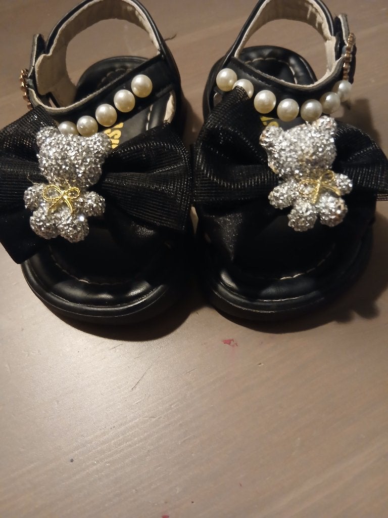 Sandales  fille pointure 17, Neuf, Pas de marque, Enlèvement, Chaussures