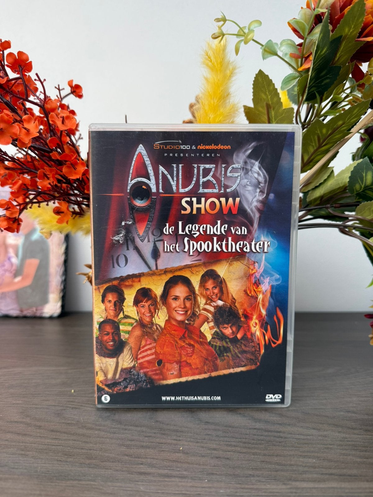 Anubis Show : De legende van het spooktheater, Enlèvement ou Envoi, Spectacle
