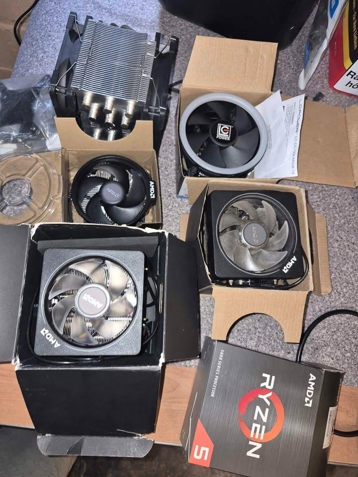 Veel Ryzen AMD 4 & 5 RGB CPU-ventilator is een Intel 1200, Computers en Software, Ophalen of Verzenden