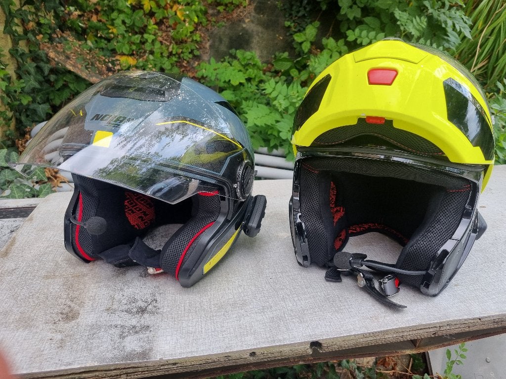 Lot de 2 casques moto nolan connectés cardo, Motos, Femmes, Enlèvement ou Envoi, Nolan, Casque système