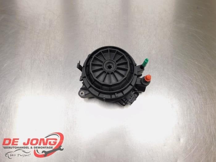 Boîtier de filtre carburant d'un Mercedes E-Klasse, 3 mois de garantie, Utilisé, -, -