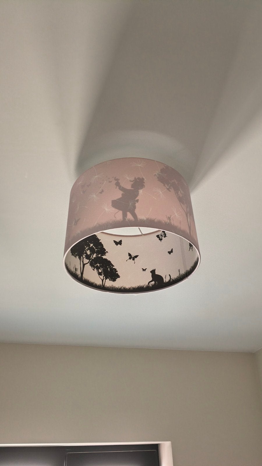 noobi plafondlamp meisje, Huis en Inrichting, Woonaccessoires | Klokken, Ophalen, Zo goed als nieuw, Roze, Met verlichting