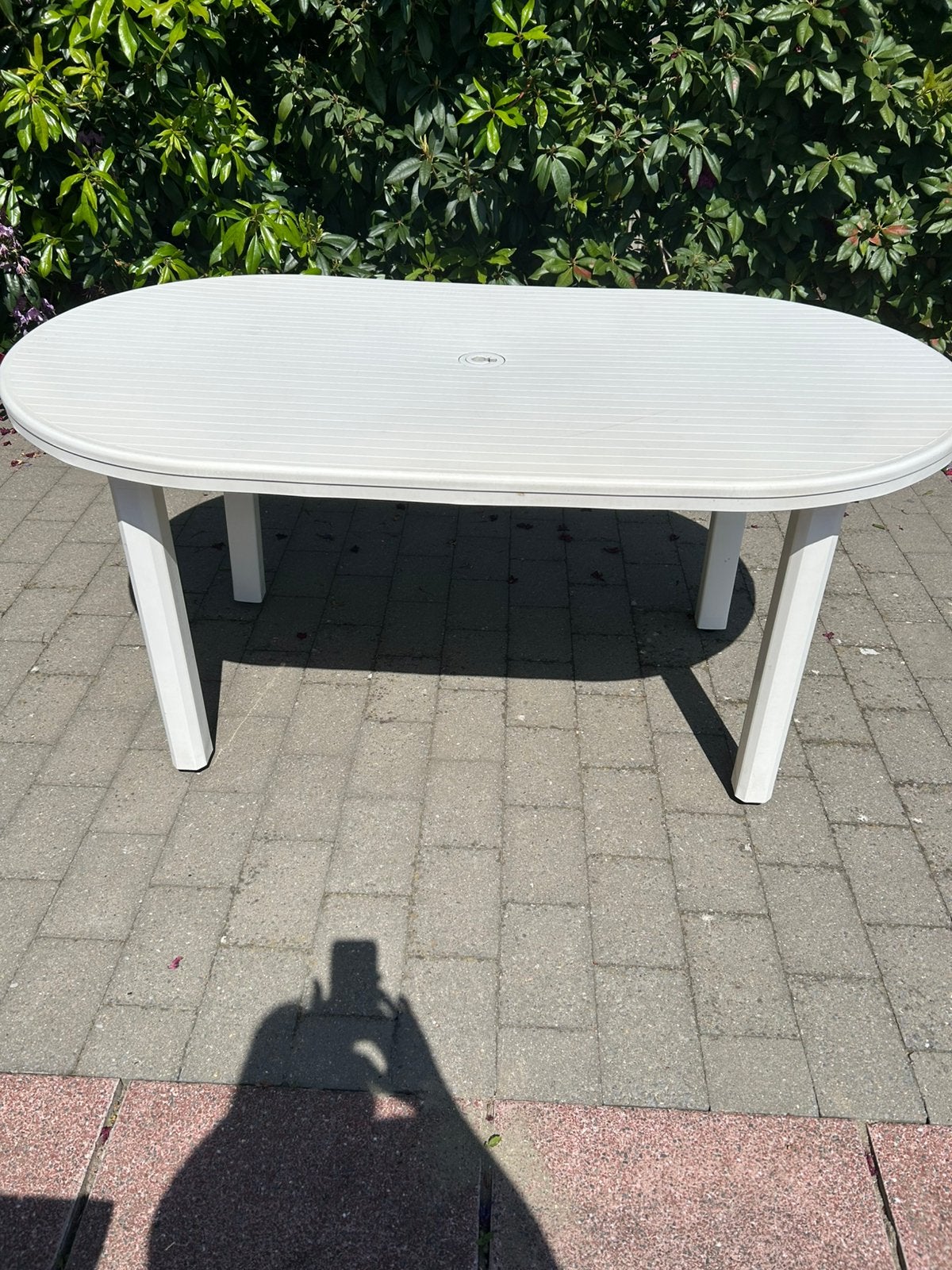 Tuintafel 160 op 90cm en 75cm hoog., Enlèvement, Comme neuf, Synthétique
