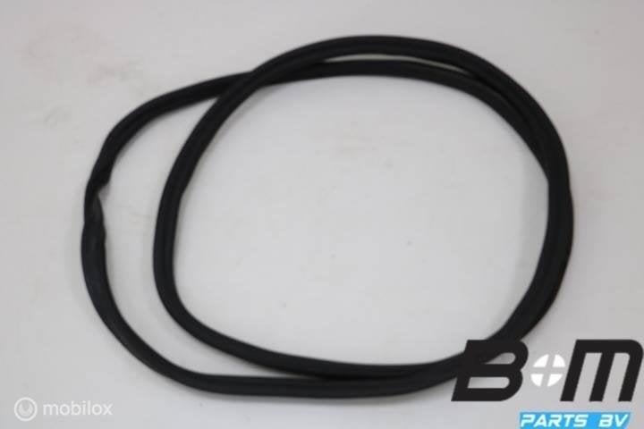 Achterkleprubber VW Passat B8 Variant 3G9827705B, Utilisé