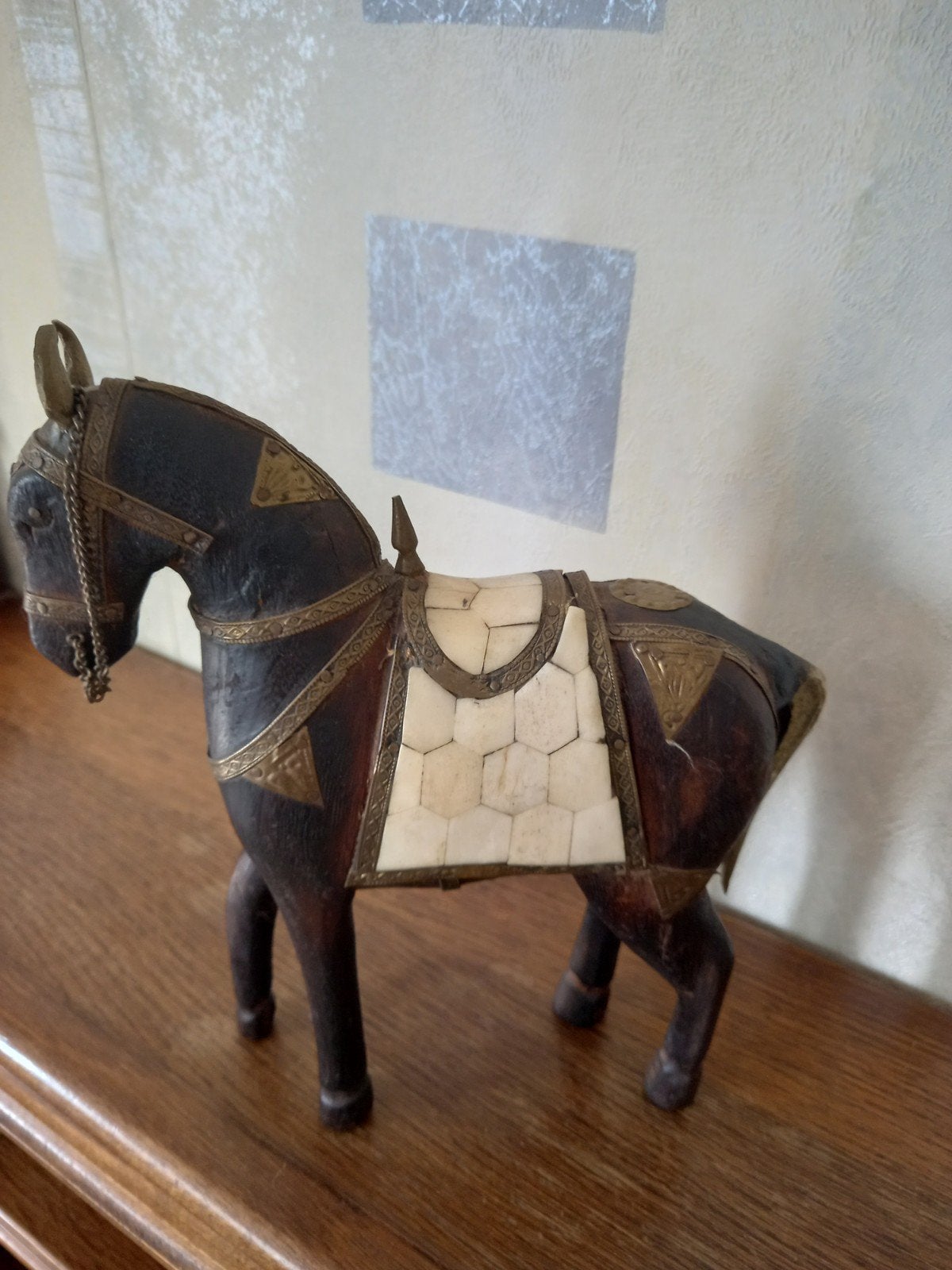 petit  cheval  bois  et  nacre, Enlèvement ou Envoi