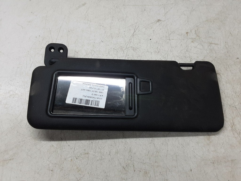 PARE-SOLEIL GAUCHE Hyundai Tucson (TL) (01-2015/05-2023), Mevr. I. Hauben, Utilisé, Hyundai, Rue de l'Espoir 34 34
4030  GRIVEGNÉE, BE
