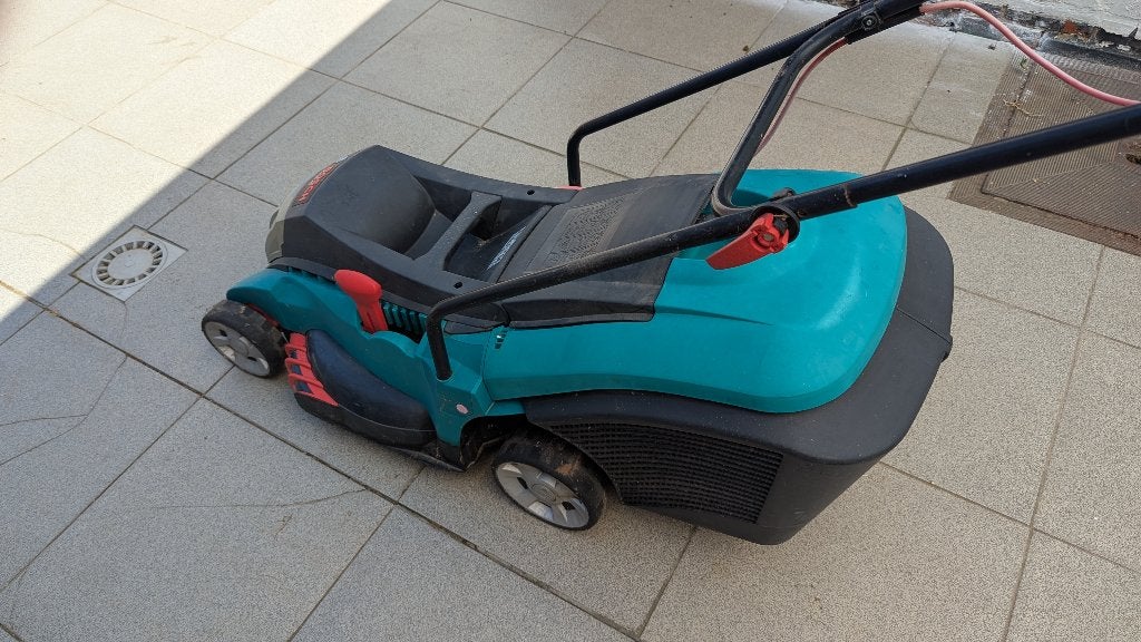 Bosch Rotak 43 elektrische grasmaaier 43cm 1800W, Tuin en Terras, Grasmaaiers, Gebruikt, Elektrische grasmaaier, 40 t/m 49 cm