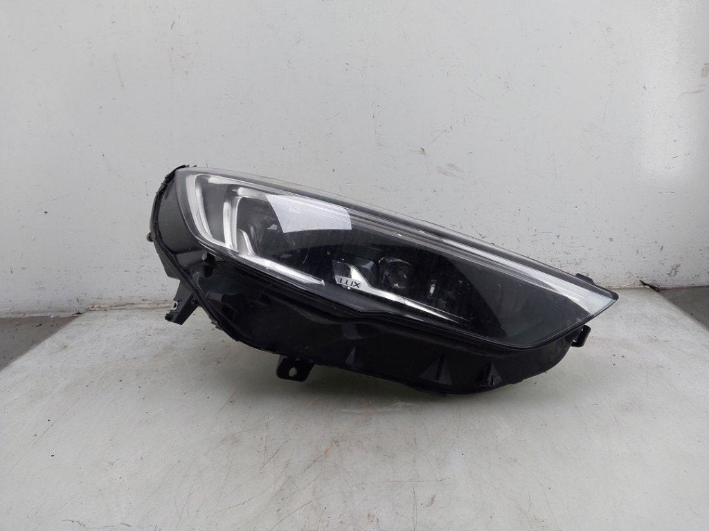 PHARE / OPTIQUE AVANT DROIT Opel Insignia Sports Tourer, Dhr. J. Ham, Administratie@autoham.nl, Opel, Utilisé