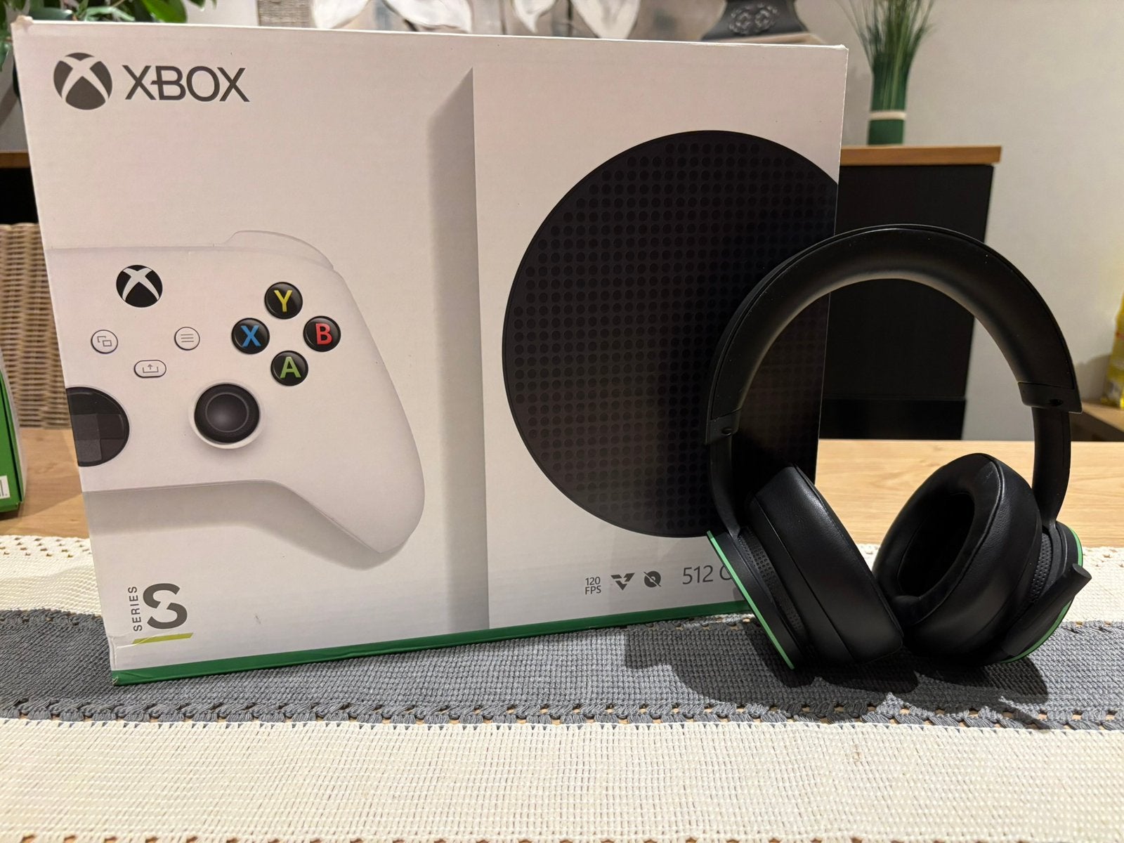 Xbox Series S + casque sans fil officiel – état comme neuf, Consoles de jeu & Jeux vidéo, Enlèvement, Comme neuf, Xbox Series S