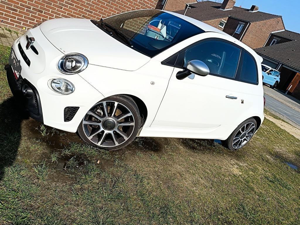 Magnifique Abarth, Autos, Cuir, Achat, Euro 6, 169 kW