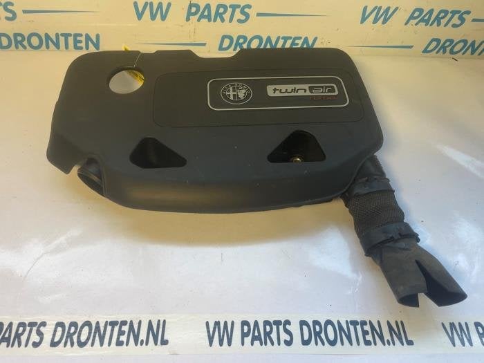 Plaque de protection moteur d'un Alfa Romeo Mito, Autos : Pièces & Accessoires, -, 3 mois de garantie, Utilisé, Alfa Romeo